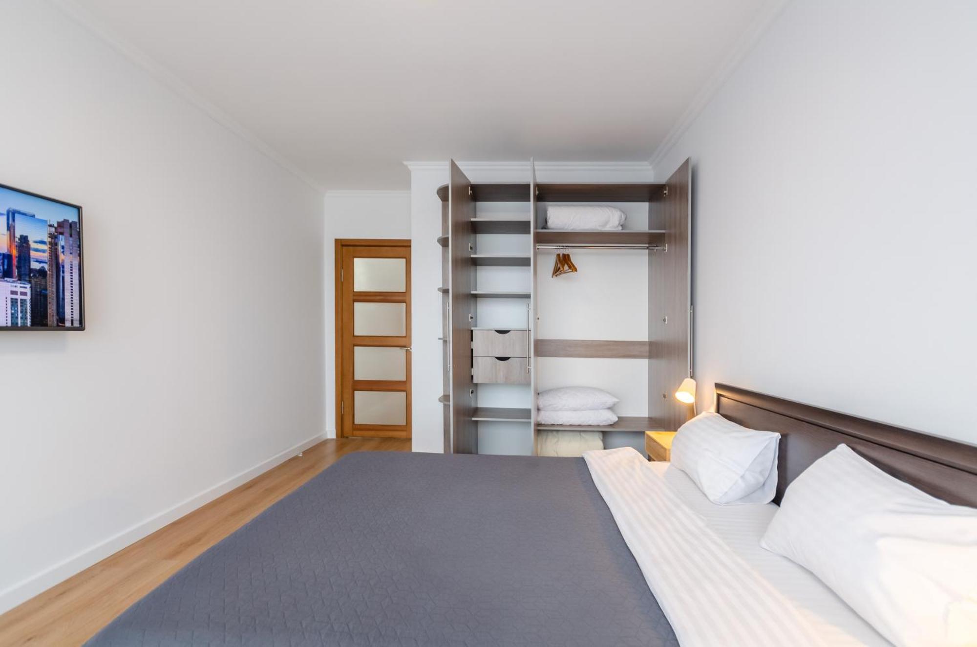 Petrovdom Apartment 7-27 In Rc Kvartet, 16Г Vasyl Lypkivskyi Street קייב מראה חיצוני תמונה