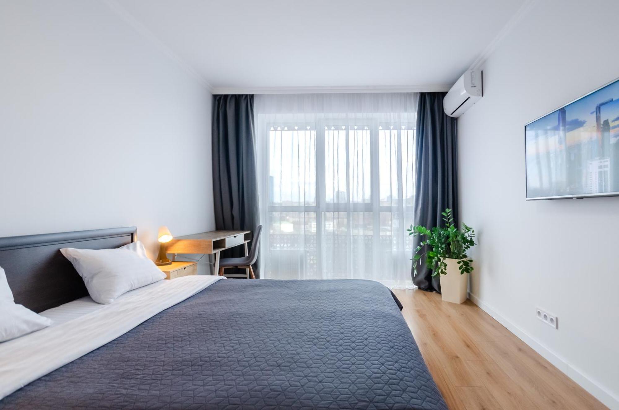 Petrovdom Apartment 7-27 In Rc Kvartet, 16Г Vasyl Lypkivskyi Street קייב מראה חיצוני תמונה