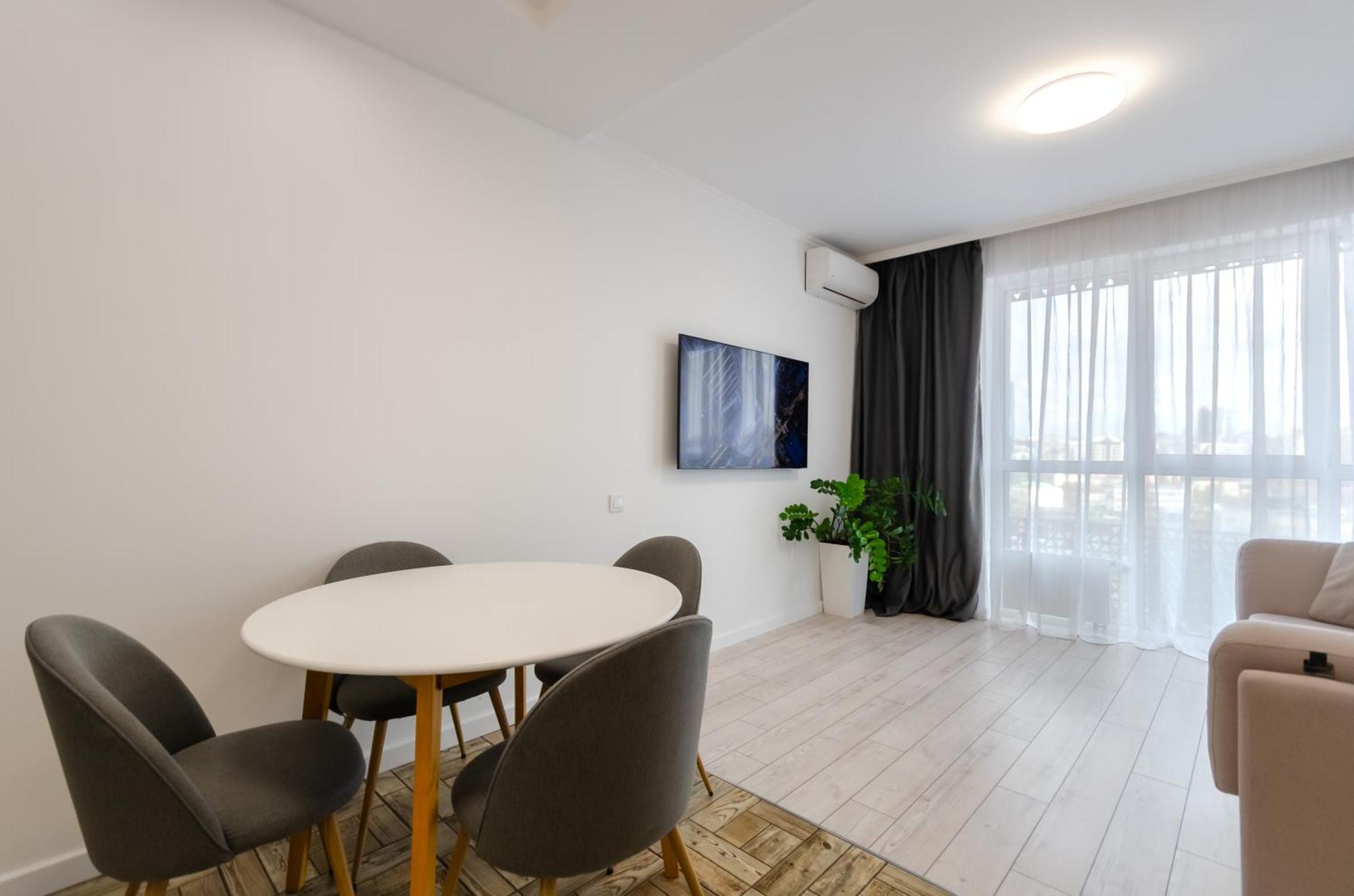 Petrovdom Apartment 7-27 In Rc Kvartet, 16Г Vasyl Lypkivskyi Street קייב מראה חיצוני תמונה
